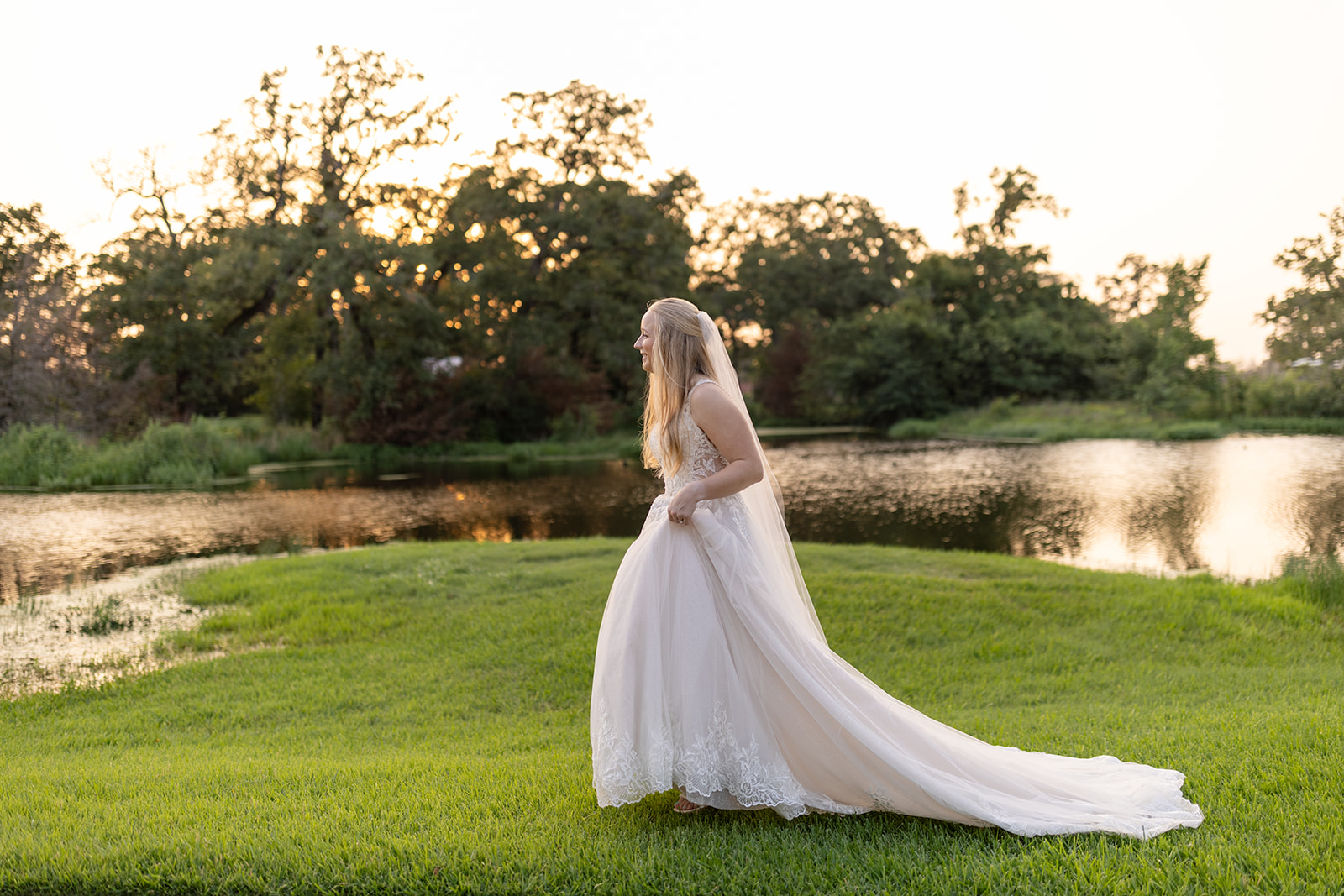 Bryan Texas bridal session